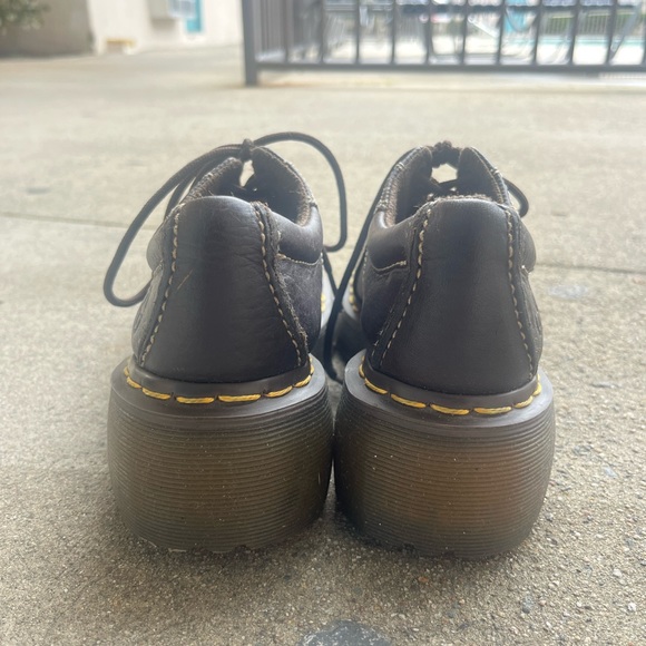 Vintage Dr Marten Brown Low Tops with Flowers - Picture 5 of 7